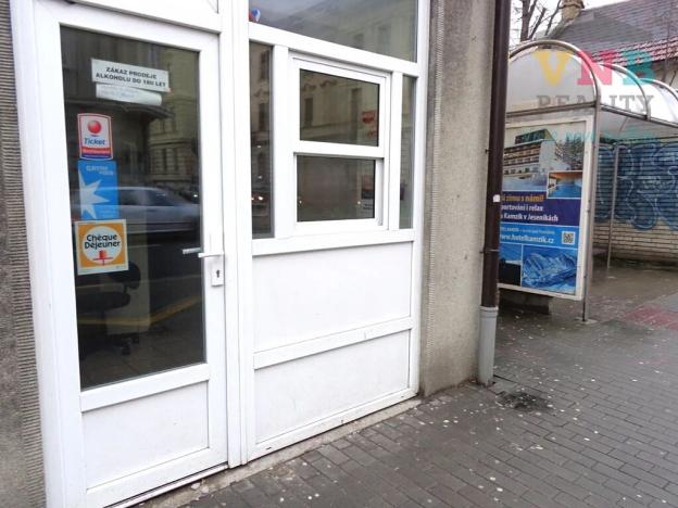 Pronájem obchodního prostoru, Prostějov, Svatoplukova, 15 m2
