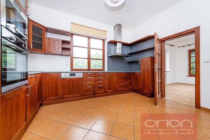 Pronájem rodinného domu, Praha - Břevnov, Oddělená, 316 m2