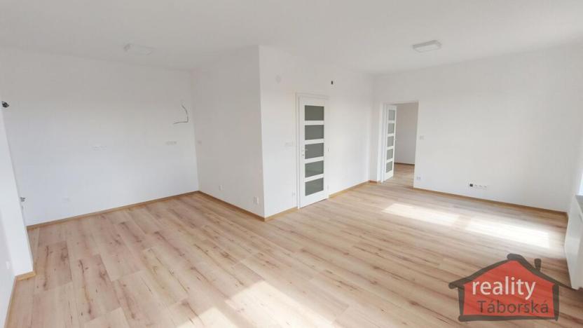 Prodej bytu 2+kk, Nupaky, Nupacká, 60 m2