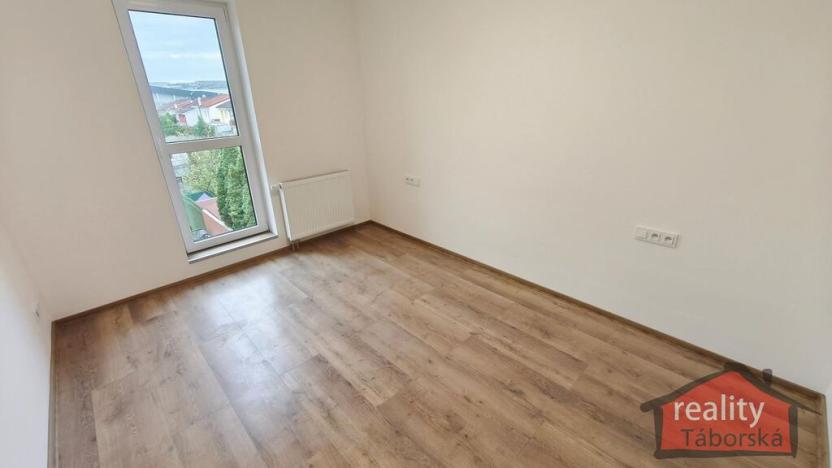 Prodej bytu 2+kk, Nupaky, Nupacká, 60 m2