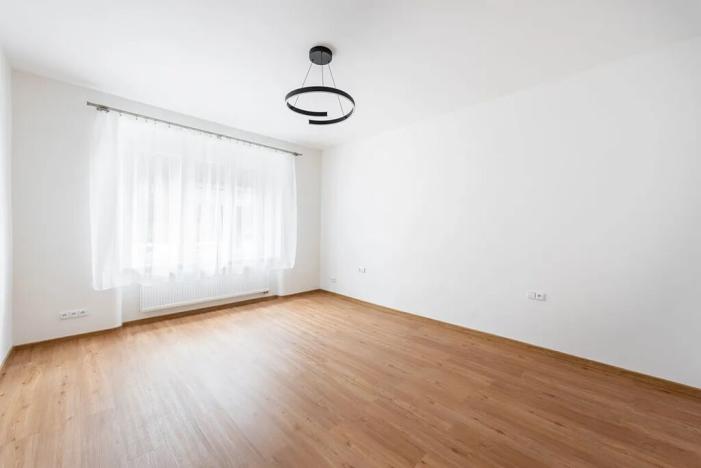 Pronájem bytu 2+kk, Praha - Holešovice, Tusarova, 63 m2