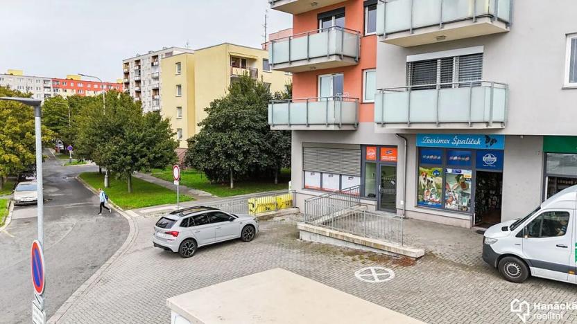 Prodej komerční nemovitosti, Olomouc, Družební, 102 m2