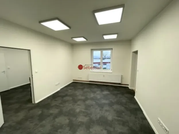 Pronájem kanceláře, Jičín - Valdické Předměstí, Dělnická, 75 m2