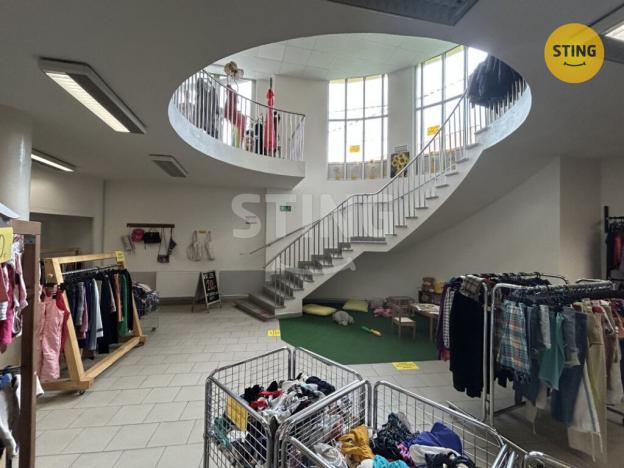 Pronájem kanceláře, Karviná, Karola Śliwky, 830 m2