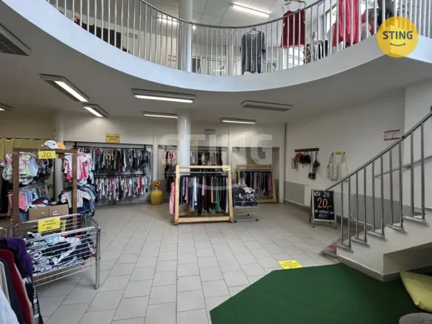 Pronájem kanceláře, Karviná, Karola Śliwky, 830 m2