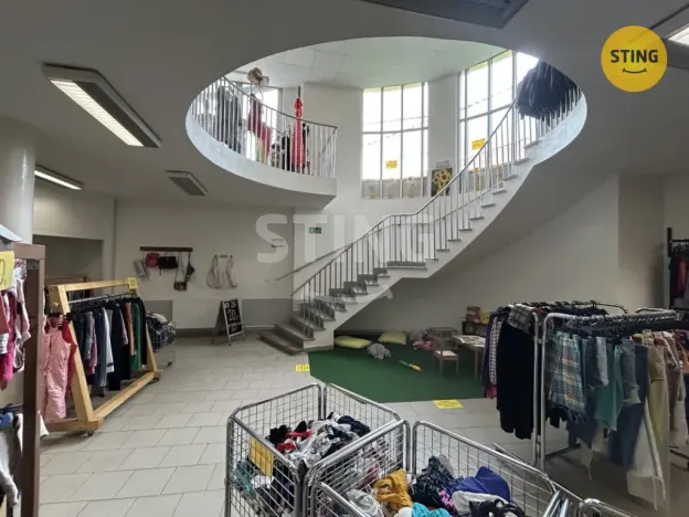 Pronájem kanceláře, Karviná, Karola Śliwky, 830 m2