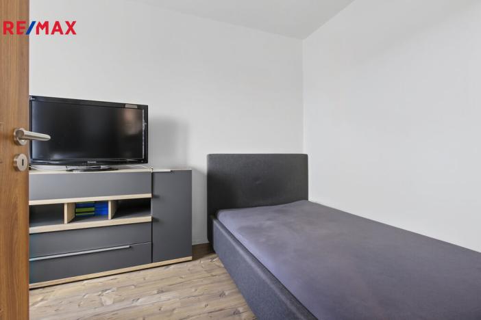 Prodej bytu 3+1, Karlovy Vary - Drahovice, Vítězná, 74 m2