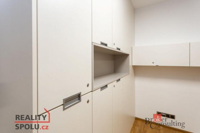 Pronájem kanceláře, Žďár nad Sázavou - Žďár nad Sázavou 2, Santiniho, 29 m2