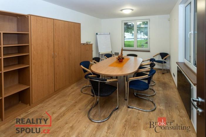 Pronájem kanceláře, Žďár nad Sázavou - Žďár nad Sázavou 2, Santiniho, 29 m2