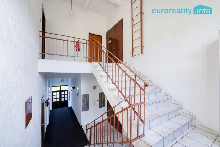 Prodej výrobních prostor, Plesná, Dlouhá, 2031 m2