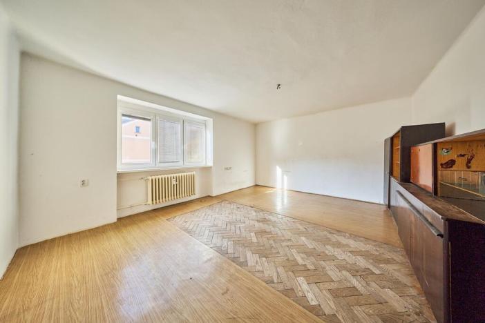 Prodej bytu 2+1, Trutnov - Střední Předměstí, Jiráskovo náměstí, 69 m2