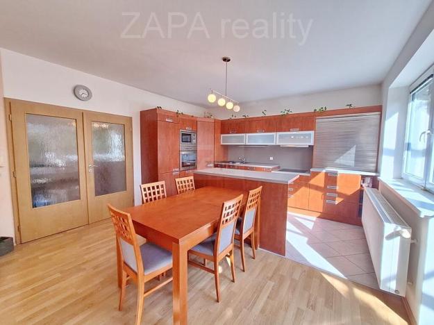 Prodej rodinného domu, Praha - Kbely, Pod Nouzovem, 147 m2