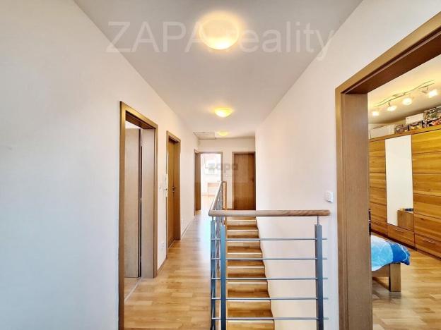 Prodej rodinného domu, Praha - Kbely, Pod Nouzovem, 147 m2