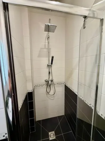 Pronájem bytu 2+1, Hradec Králové - Pražské Předměstí, U Koruny, 68 m2