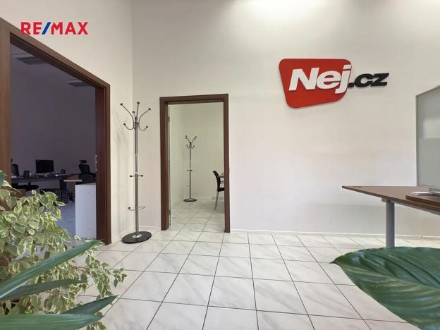 Pronájem obchodního prostoru, Blatná, Nad Lomnicí, 110 m2