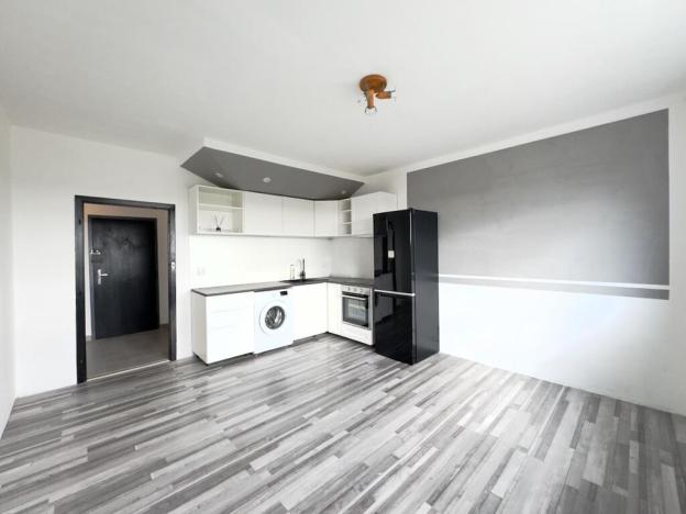 Pronájem bytu 2+kk, Česká Lípa, Hradecká, 40 m2