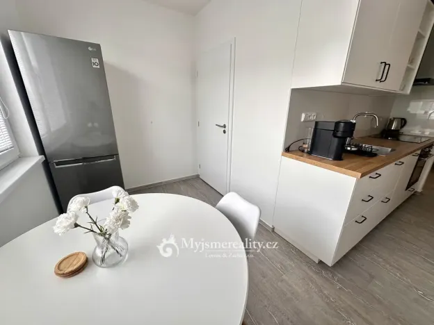 Pronájem bytu 2+1, Znojmo, Dukelských bojovníků, 55 m2