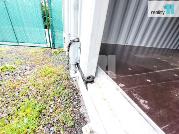 Pronájem skladu, Říčany, Masarykovo nám., 28 m2