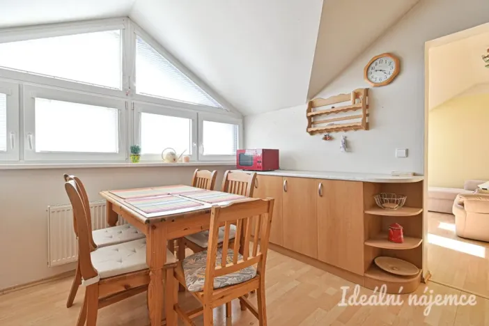 Pronájem bytu 3+1, Újezd u Brna, Rozprýmova, 67 m2