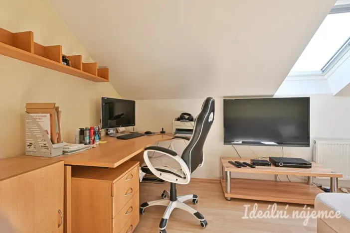 Pronájem bytu 3+1, Újezd u Brna, Rozprýmova, 67 m2