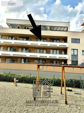 Pronájem bytu 1+kk, Praha - Kamýk, Kramperova, 31 m2