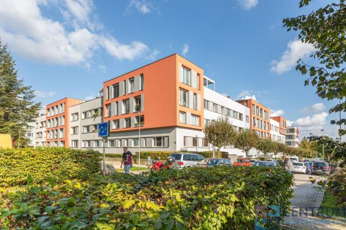 Prodej bytu 1+kk, Praha - Prosek, Nad šestikopy, 36 m2