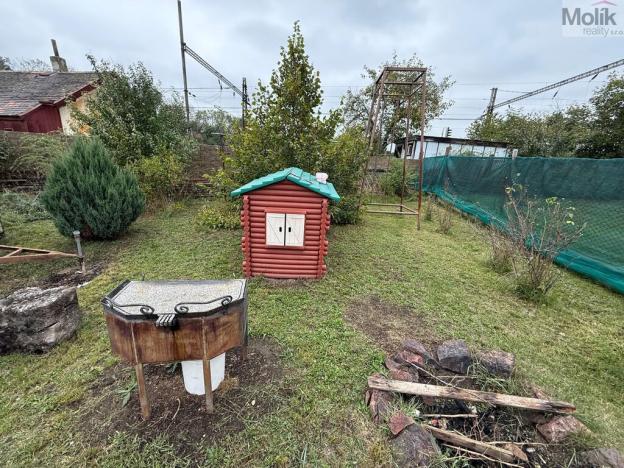 Prodej pozemku pro bydlení, Lišany, 2081 m2