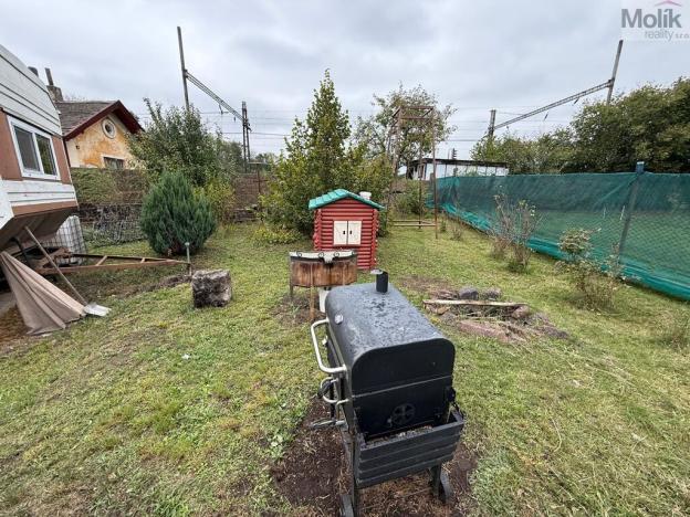 Prodej pozemku pro bydlení, Lišany, 2081 m2