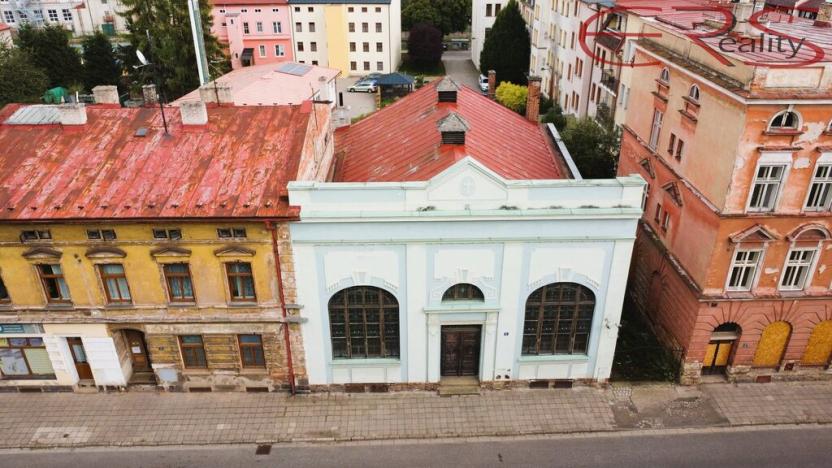 Prodej obchodního prostoru, Broumov - Poříčí, 750 m2