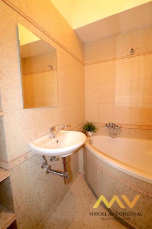 Pronájem bytu 2+1, Hradec Králové, náměstí Jana Pavla II., 78 m2