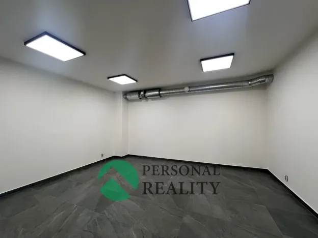 Pronájem výrobních prostor, Herink, Hlavní, 1106 m2