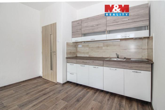 Prodej bytu 1+kk, Česká Lípa, Jižní, 27 m2