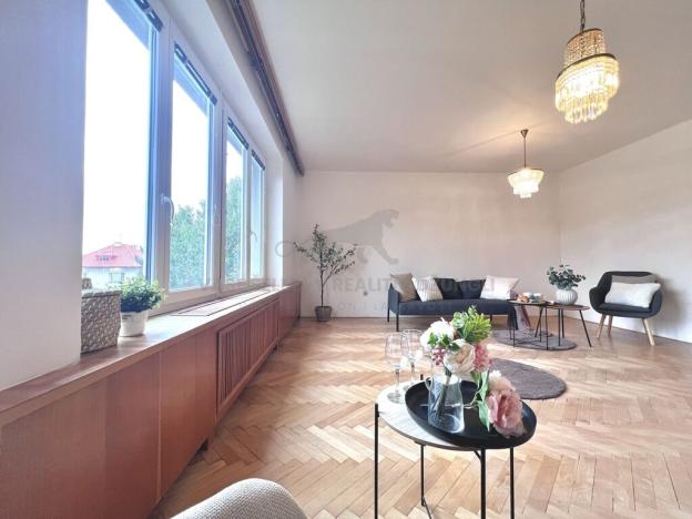 Prodej bytu 3+1, Praha - Hodkovičky, Stavbařů, 84 m2