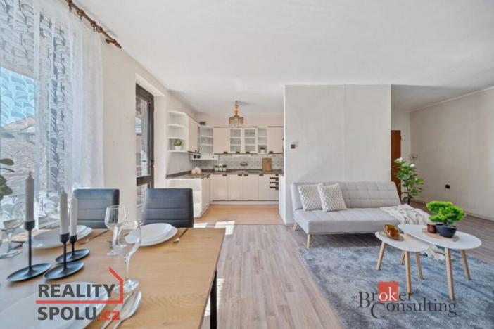 Prodej rodinného domu, Dubenec, 200 m2