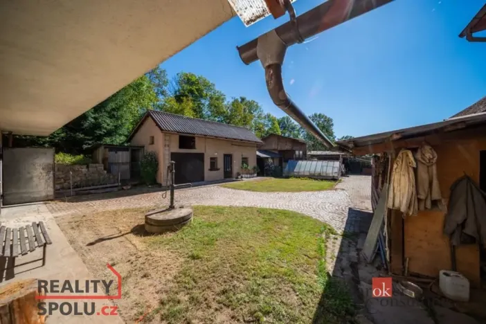 Prodej rodinného domu, Dubenec, 200 m2