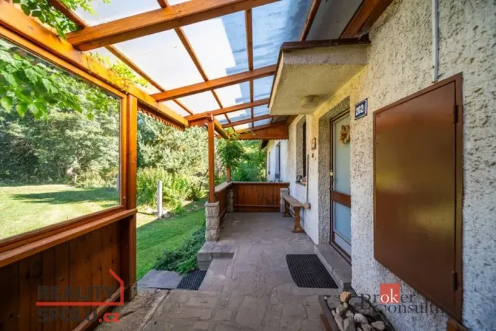 Prodej rodinného domu, Dubenec, 500 m2