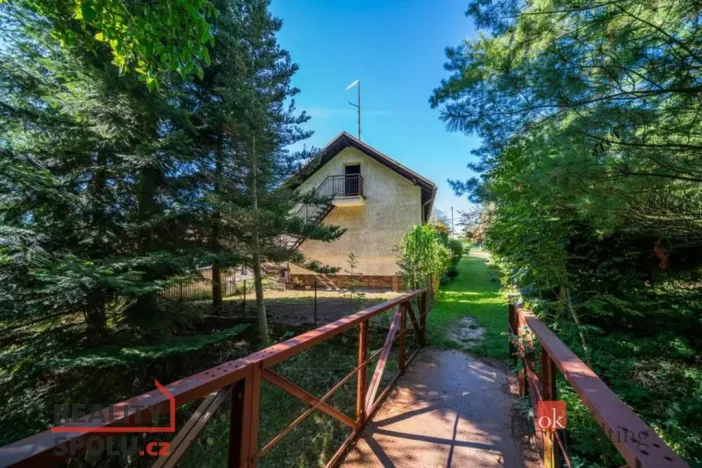 Prodej rodinného domu, Dubenec, 500 m2