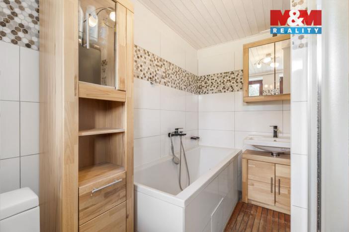 Prodej rodinného domu, Ostružno, 245 m2