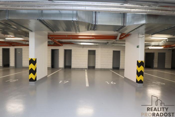 Pronájem bytu 3+kk, Praha - Záběhlice, Klapálkova, 220 m2