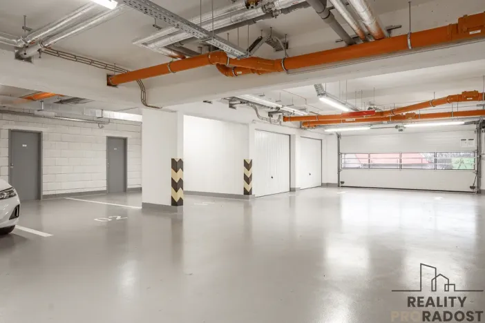 Pronájem bytu 3+kk, Praha - Záběhlice, Klapálkova, 220 m2
