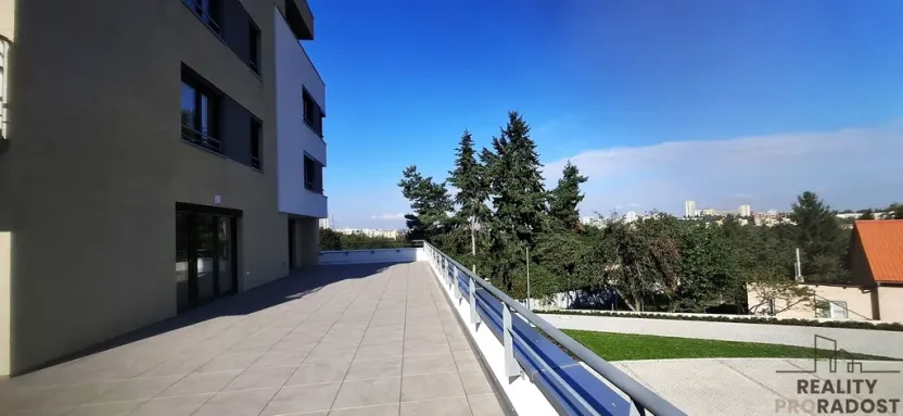 Pronájem bytu 3+kk, Praha - Záběhlice, Klapálkova, 220 m2