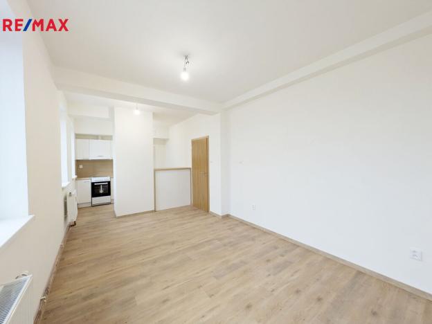 Pronájem bytu 2+kk, Havířov, Dlouhá třída, 44 m2