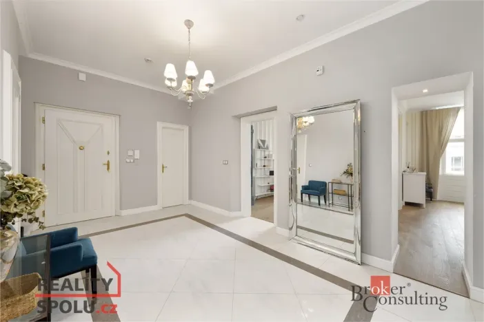 Prodej bytu 2+1, Praha - Staré Město, Elišky Krásnohorské, 105 m2