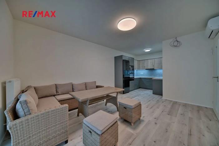Pronájem bytu 2+kk, Nymburk, V Kolonii, 48 m2