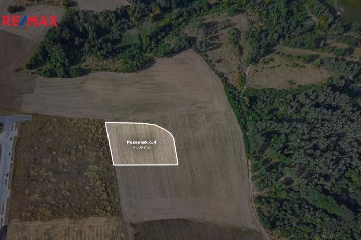 Prodej komerčního pozemku, Třebíč, 3245 m2