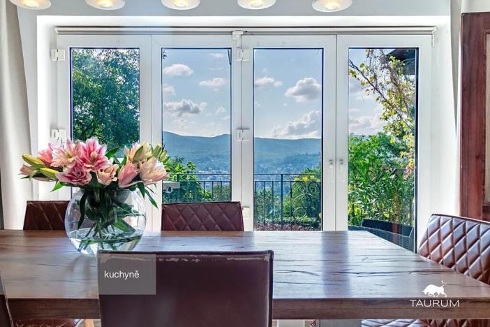 Prodej rodinného domu, Hlásná Třebaň, K Černé Skále, 305 m2