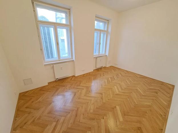 Pronájem kanceláře, Brno, Jakubské náměstí, 79 m2