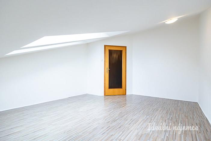 Pronájem bytu 4+kk, Praha - Vinoř, Labětínská, 116 m2