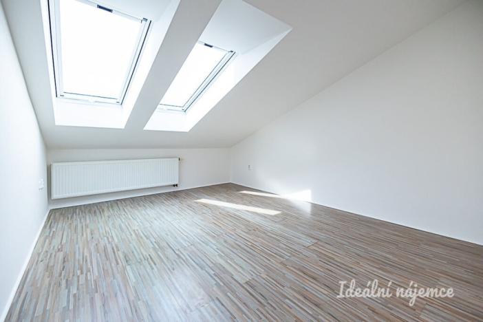 Pronájem bytu 4+kk, Praha - Vinoř, Labětínská, 116 m2