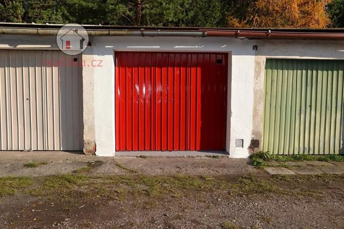 Pronájem garáže, Dvůr Králové nad Labem, Hradecká, 15 m2